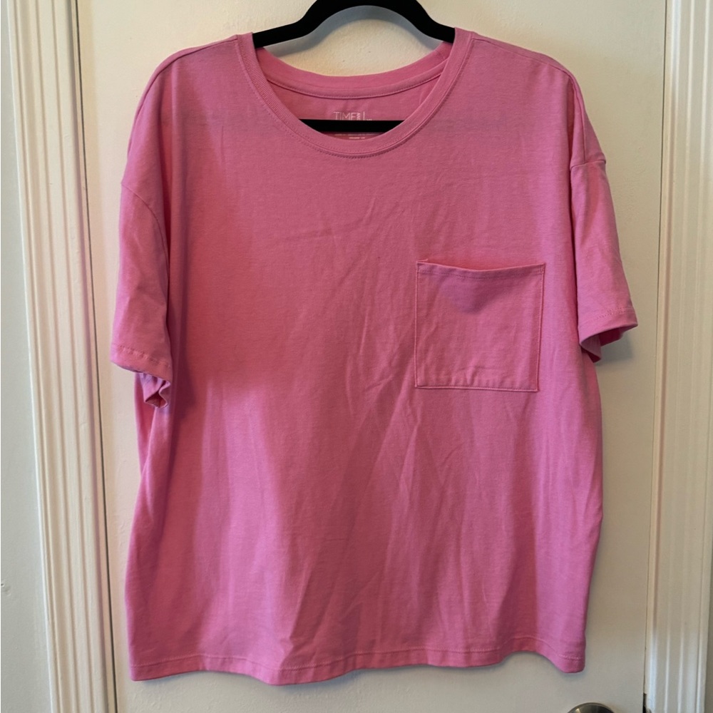 Time and Tru pink box t-shirt with pocket size XL